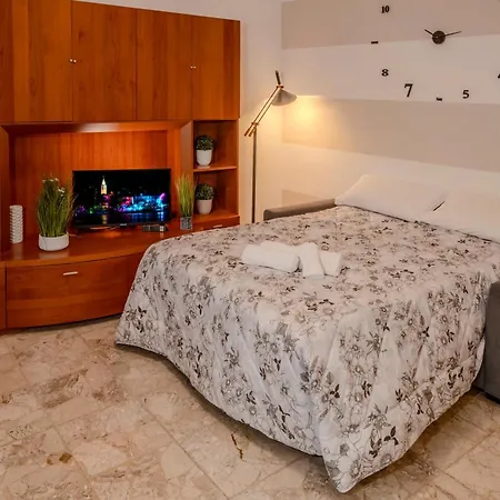 Apartment I Papaveri - Center Flat - Leonardo Accademy - Mxp - Lakes Sesto Calende