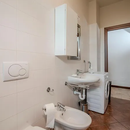 I Papaveri - Center Flat - Leonardo Accademy - Mxp - Lakes Sesto Calende