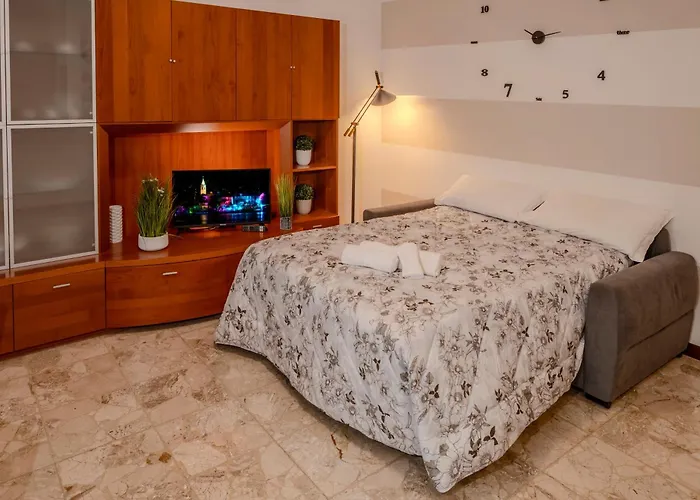 Apartament I Papaveri - Center Flat - Leonardo Accademy - Mxp - Lakes Sesto Calende