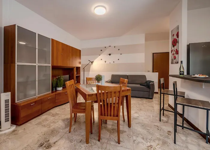 Apartament I Papaveri - Center Flat - Leonardo Accademy - Mxp - Lakes *