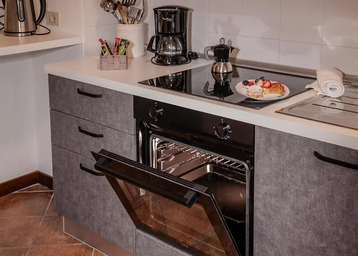 I Papaveri - Center Flat - Leonardo Accademy - Mxp - Lakes *